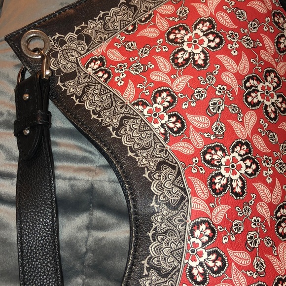 Alexander McQueen Floral Bandana Calfskin Hobo Bag - Picture 3 of 5